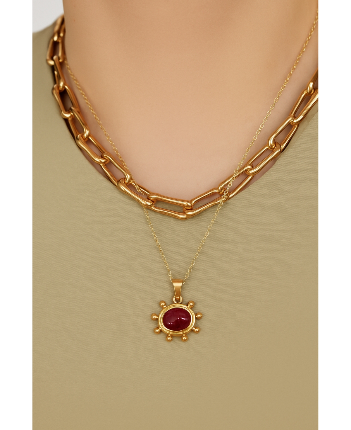 Ottoman Hands Zand Ruby Pendant Necklace