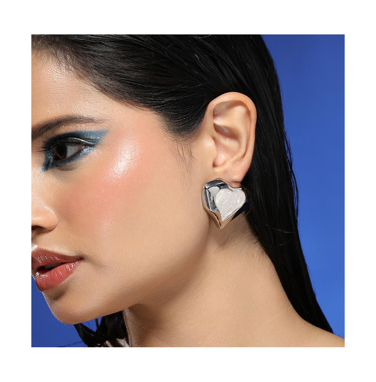 Women's The Coeur-Edge Stud Earrings - Metallic Silver