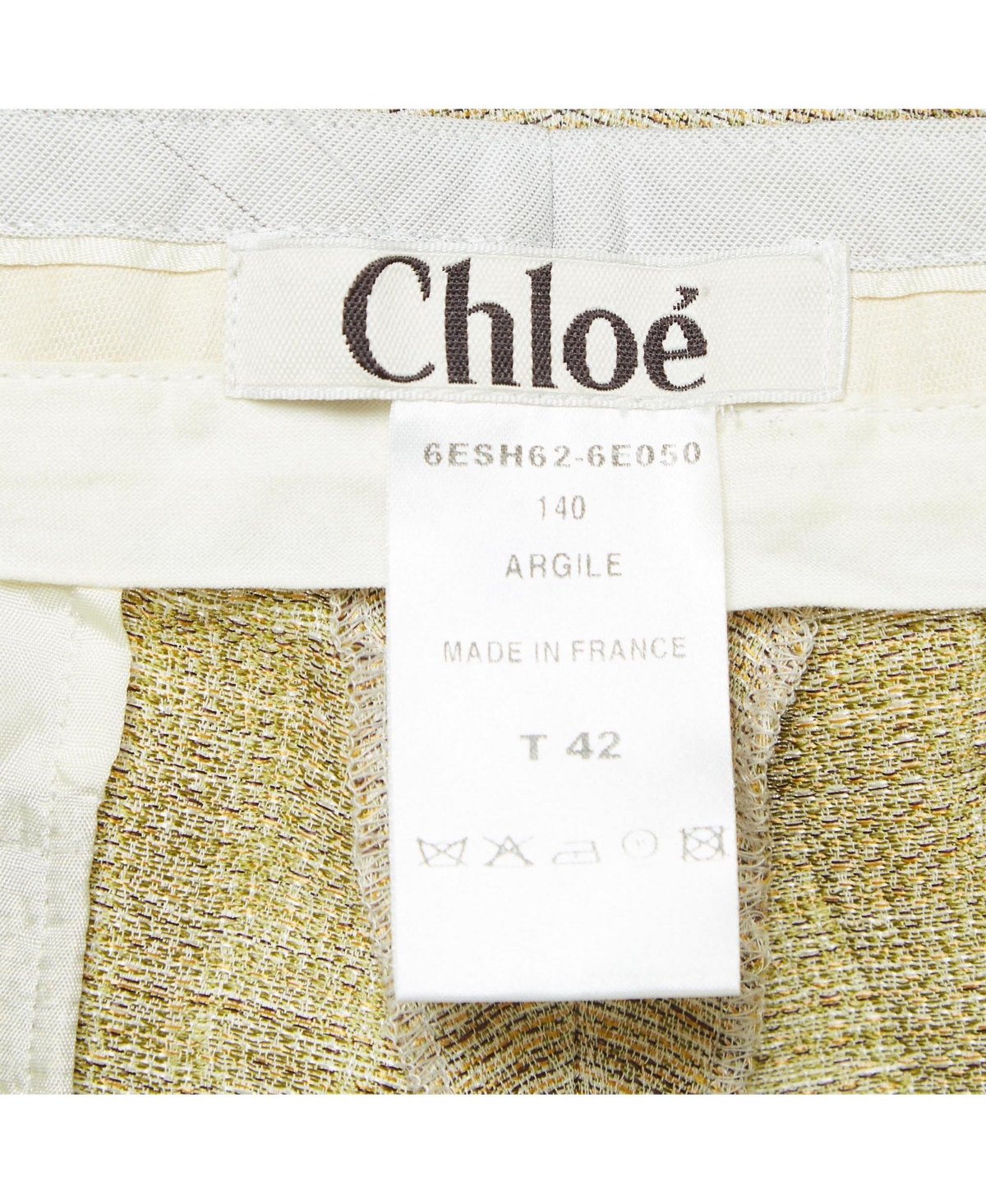 Pre-Owned Chloe Women's Beige Patterned Regular Shorts