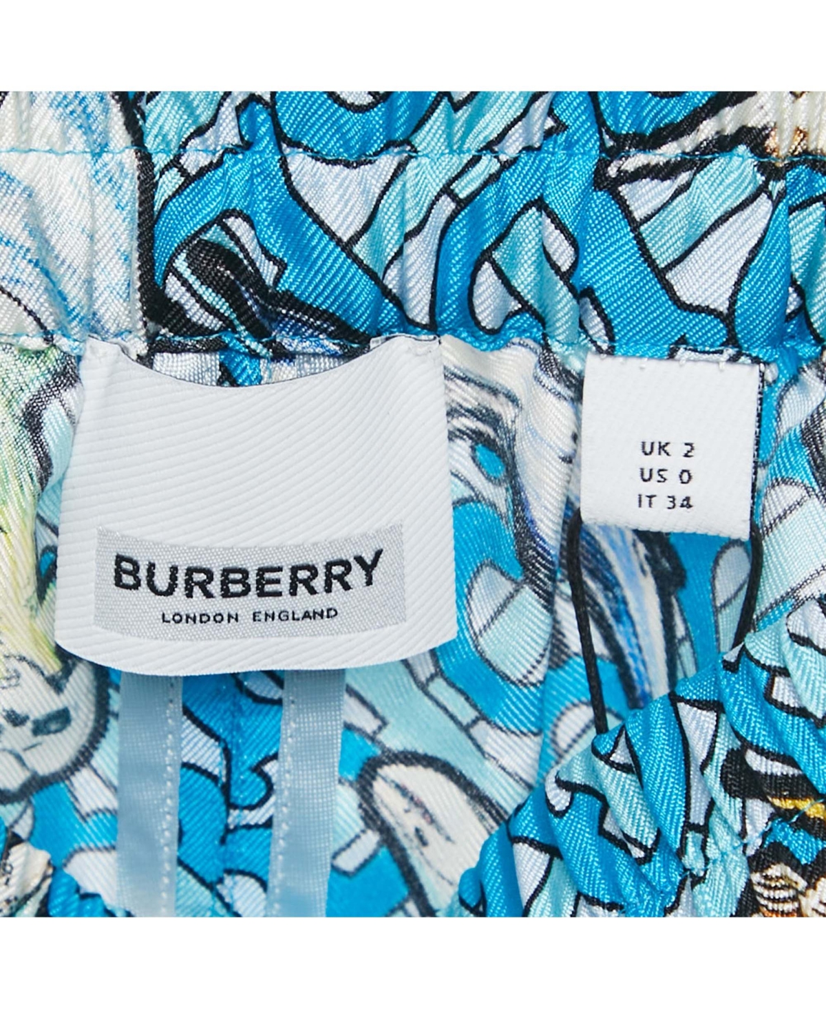 Pre-Owned Burberry Women's Blue Tawney Print Silk Shorts