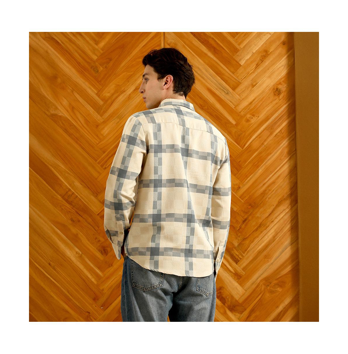 Campus Sutra Men's Checkered Cotton Blend Full Sleeve Shirt