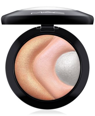 MAC - Future MAC Mineralize Skinfinish
