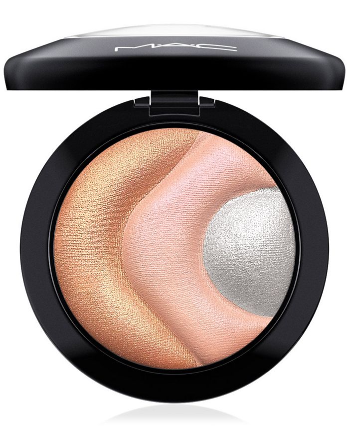 MAC - Future MAC Mineralize Skinfinish