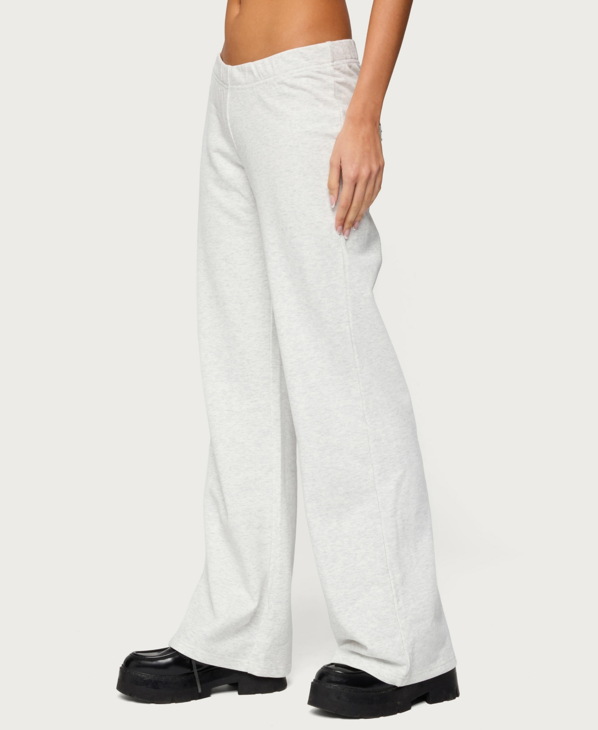 Edikted Women's Briela Star Studded Sweatpants