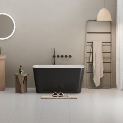 Acrylic Freestanding Soaking Tub with Chrome Overflow