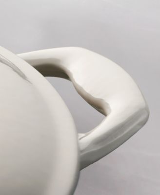 Cast Iron 6.5-Quart Round Dutch Oven Pot with Lid