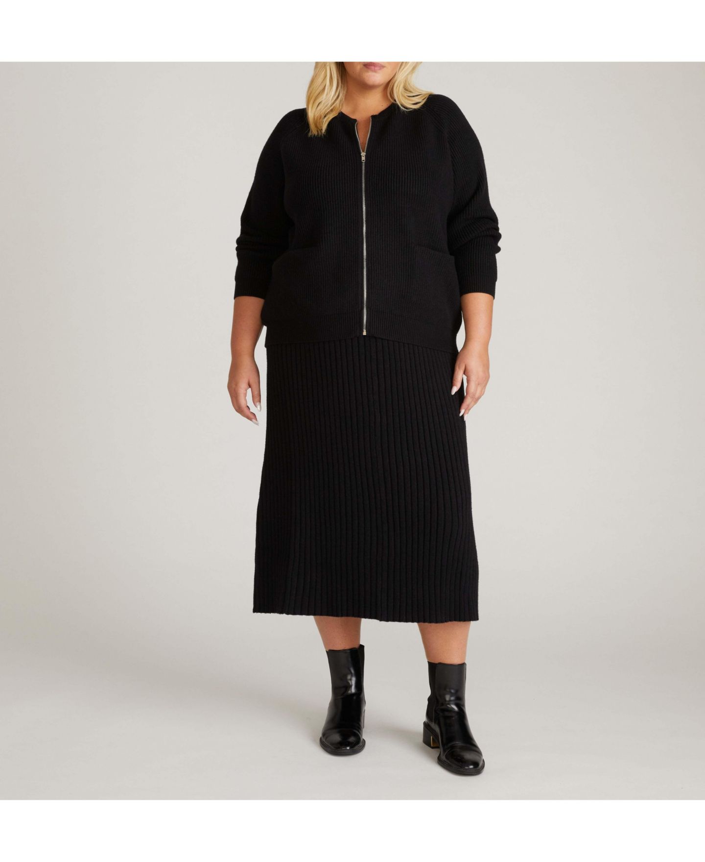 Женская юбка Universal Standard Plus Size Risa Pull-On A-Line Midi Sweater Skirt, цвет: Чёрный — фото 1