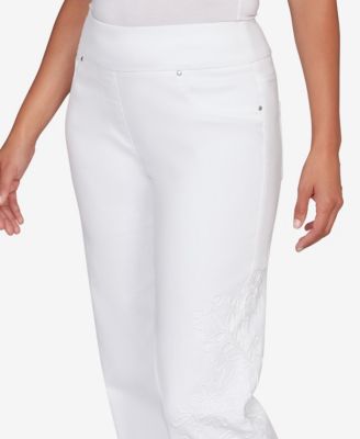 Petite Embroidered Stovepipe Pull On Jeans