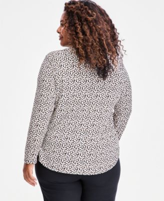 Plus Size Zip-Pocket V-Neck Long-Sleeve Top
