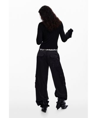 Women's T-shirt with snap buttons and tie