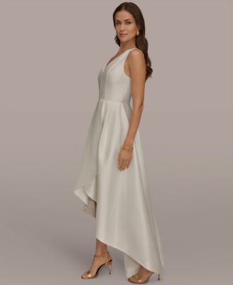 Women's Sleeveless Asymmetrical V-Neck Ball Gown