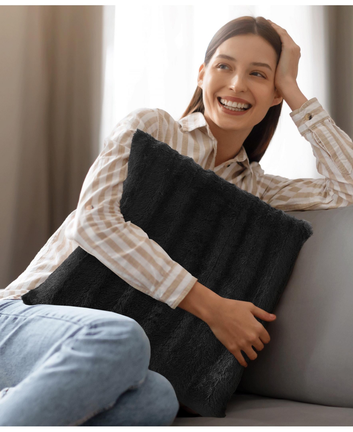 Cheer Collection Faux-Fur 2-Pack Decorative Pillows