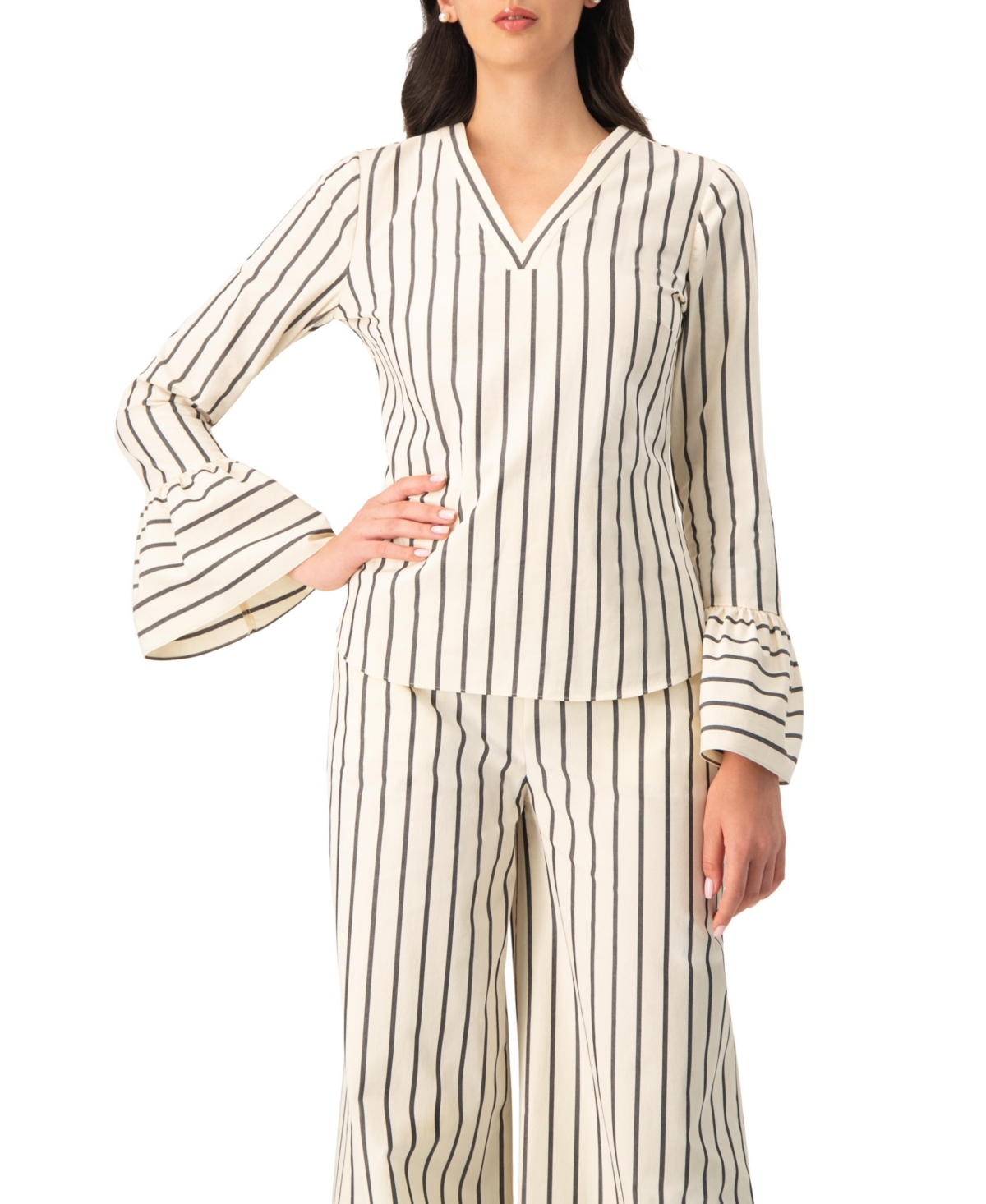 Ivonne Women's Striped V-Neck Oversized Shirt
