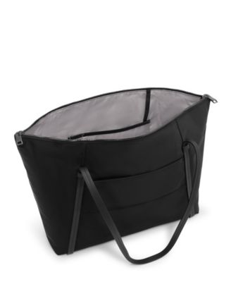 Voyageur Q Tote