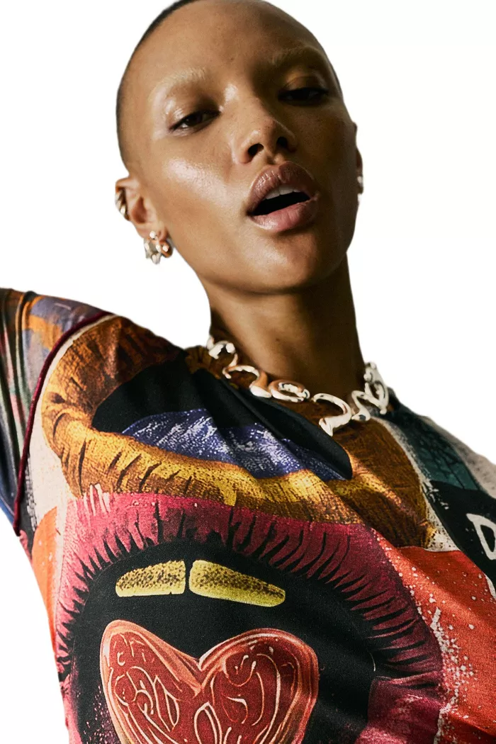 Women's Printed Dress With Lips - thumbnail 3