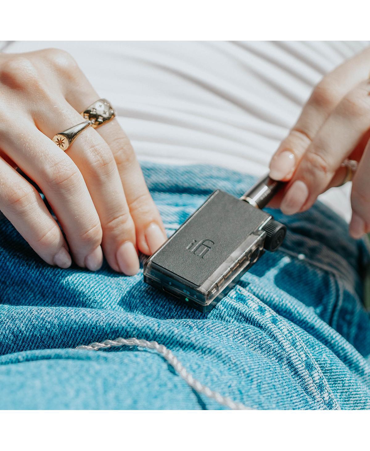 iFi Audio Go blu Air Bluetooth Dac