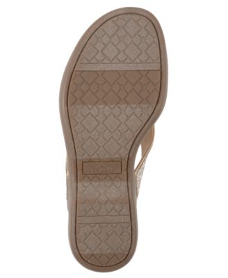 Women's Becharm Thong Sandals