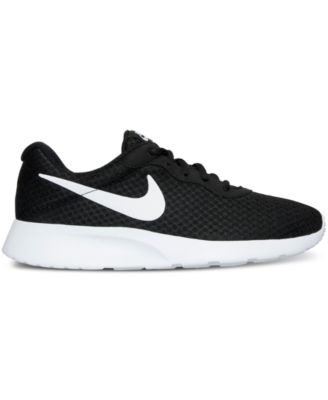 nike black and white womens shoes