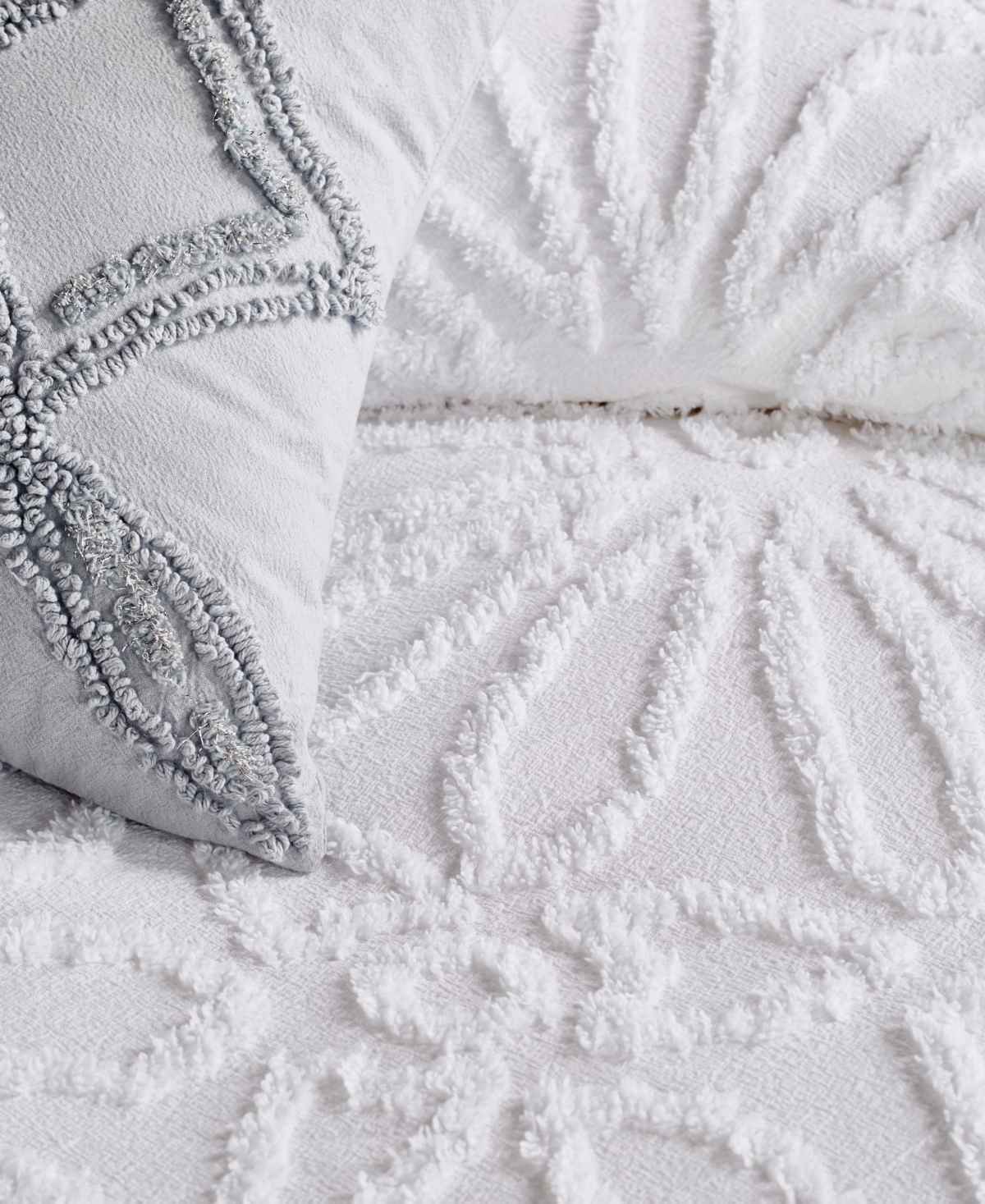 Peri Home Chenille Medallion 3-Pc. Duvet Cover Set, King