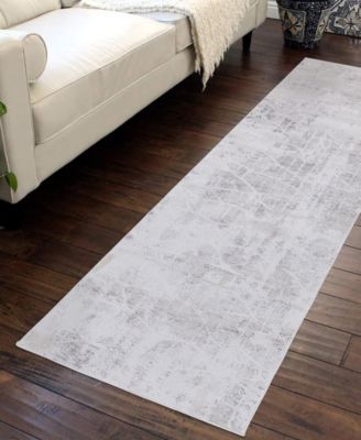 Alloy ALL341 2' 6" x 8' Runner Area Rug