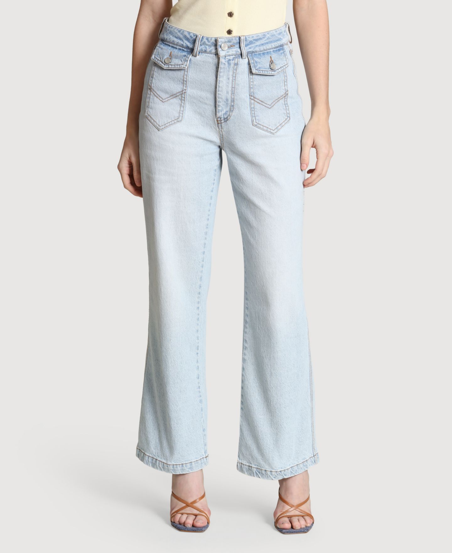 Женские джинсы Avec Les Filles Flare Leg Patch Pocket, цвет: Светлая варка — фото 1
