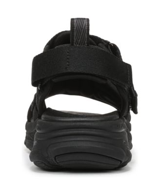 Women's Devotion Max T Strap Flat Sandals