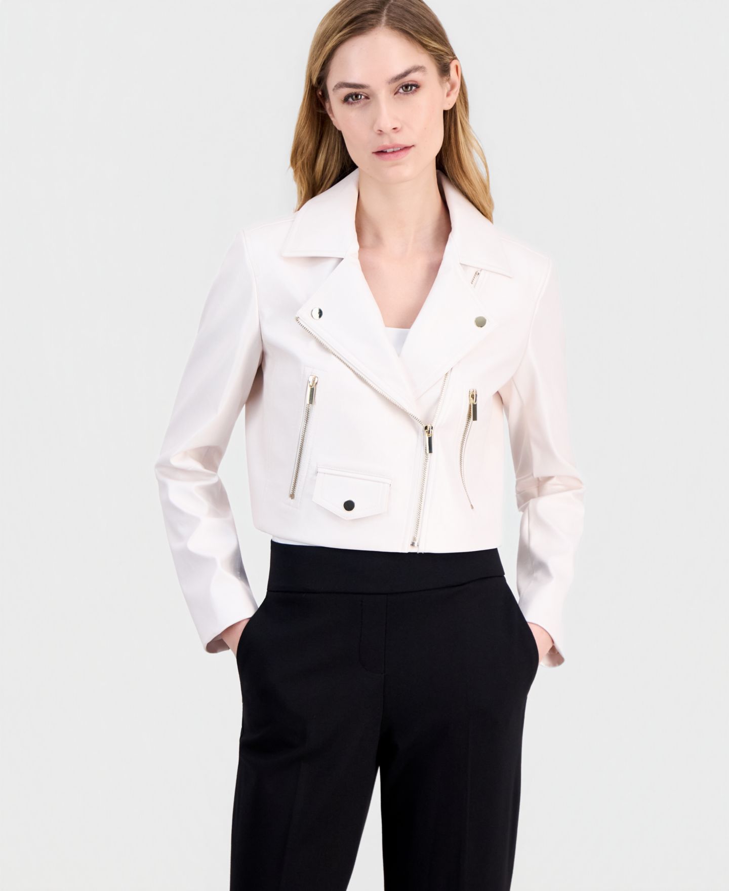 Женская куртка Anne Klein Faux Leather Cropped Moto, цвет: Белый — фото 1