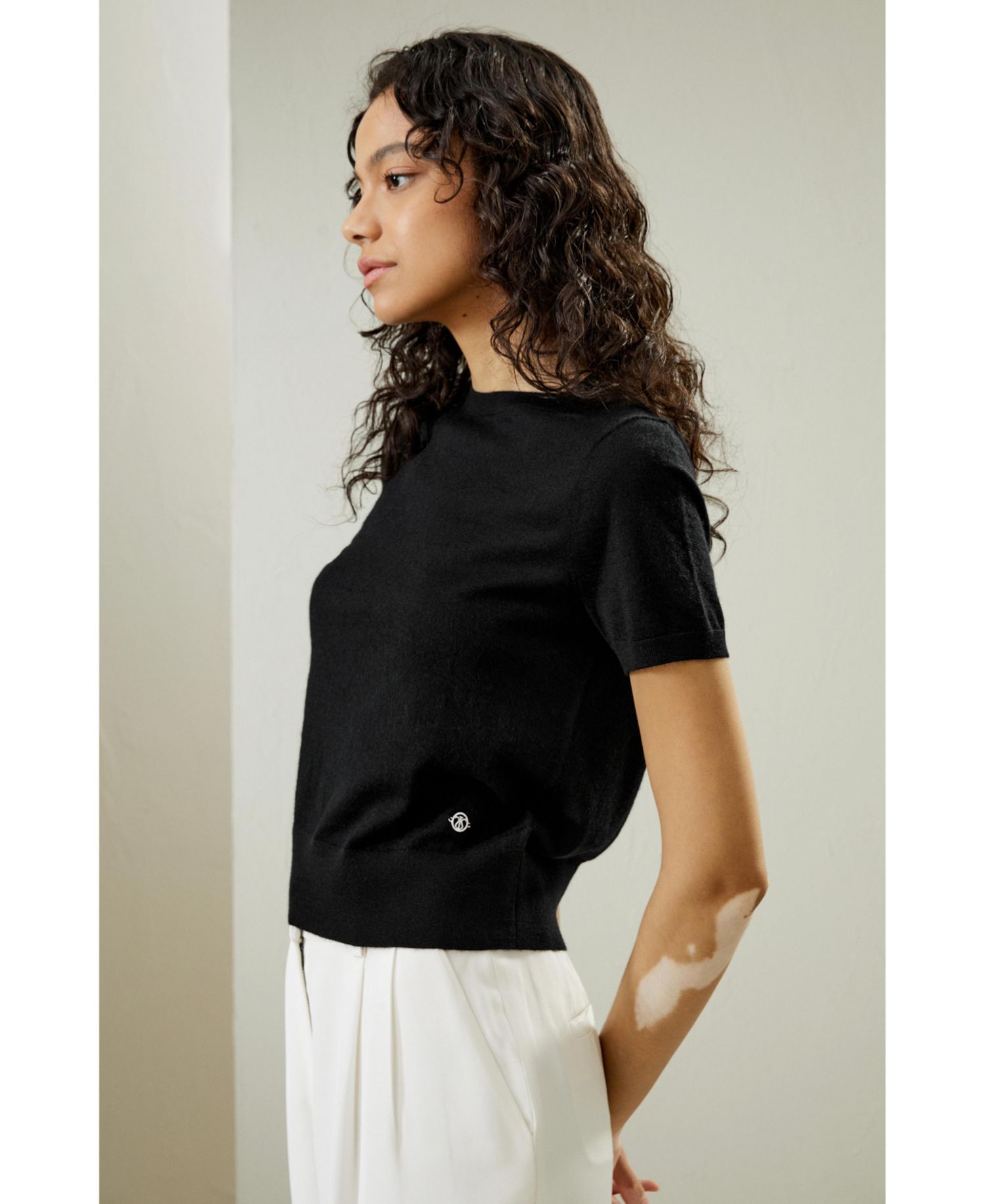 Women's Cashmere Round Neck Sweater