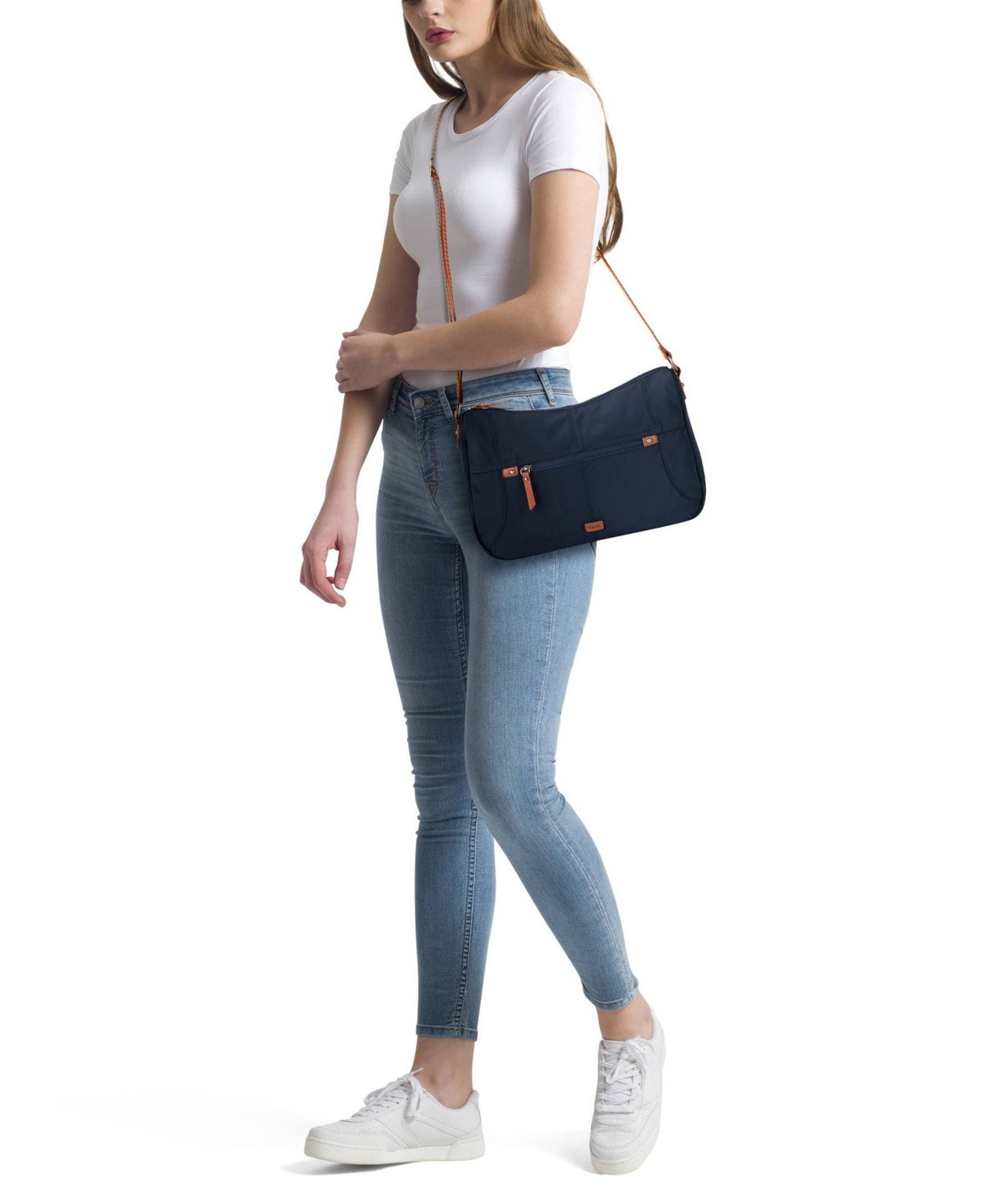 Женская сумка The Sak Esperato Nylon Medium Hobo, цвет: Чёрный — фото 6