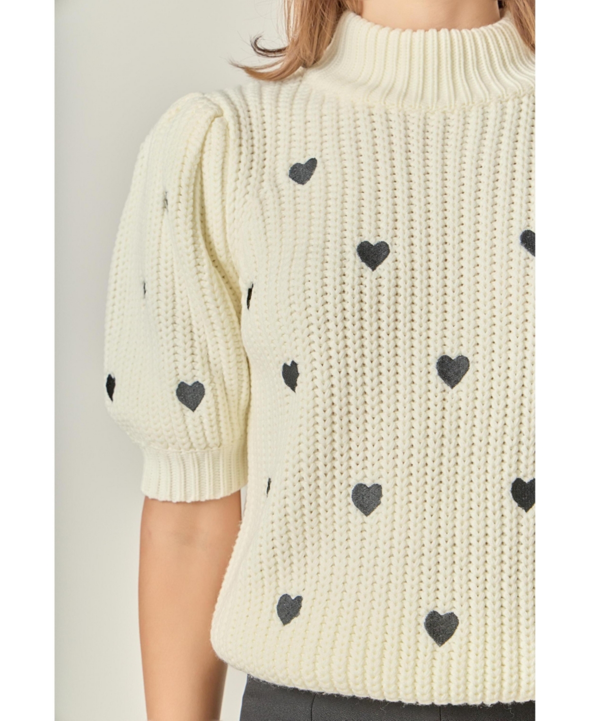 Women's Heart Shape Embroidery Sweater