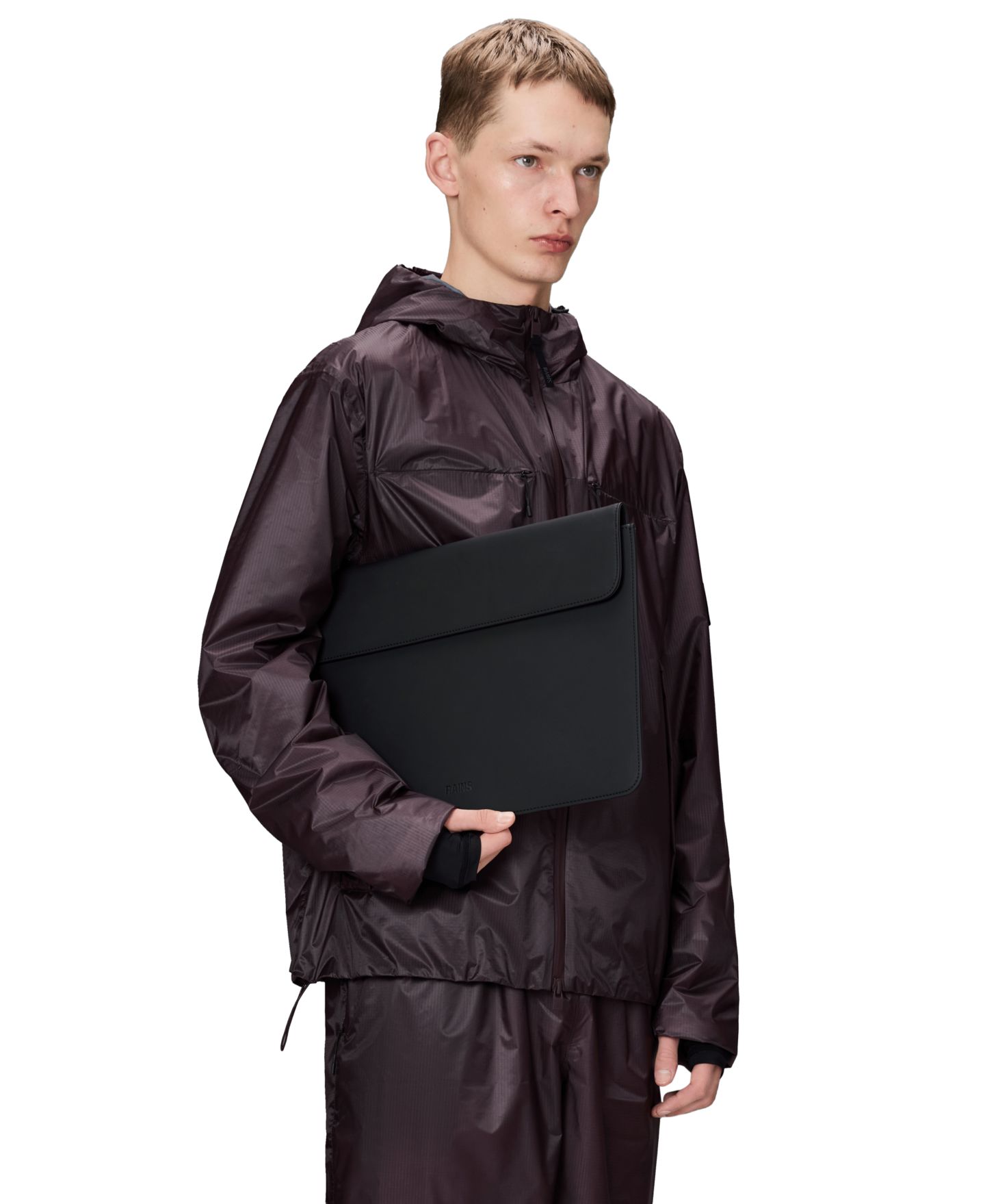 Мужская сумка Rains Laptop Portfolio, цвет: Чёрный — фото 5