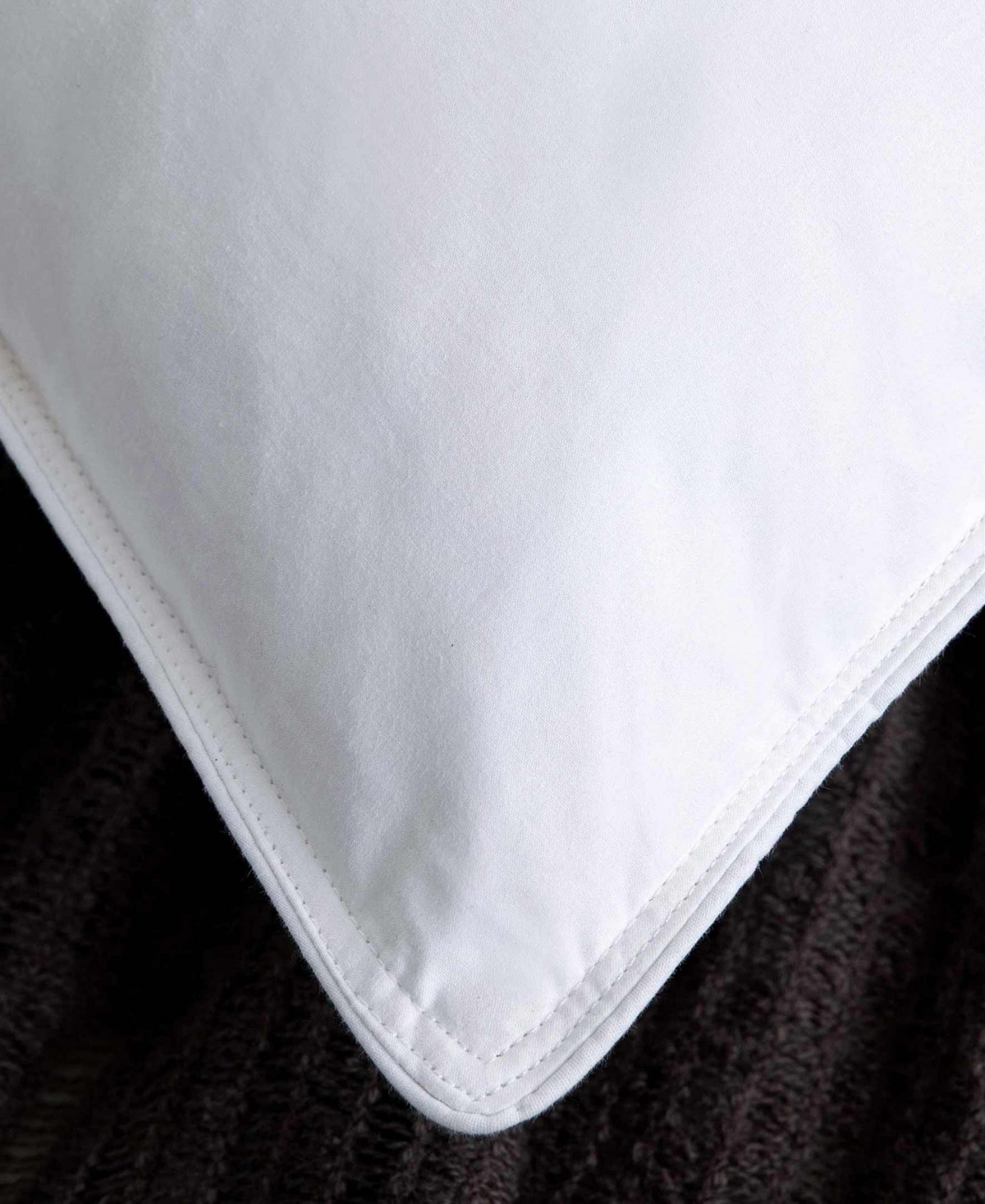 Unikome Medium Firm Goose Feather Down 2-Pack Pillows