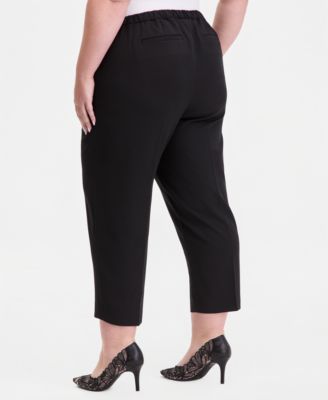 Plus Size High Rise Pull-On Cropped Pants