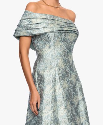 Women's One-Shoulder Gown