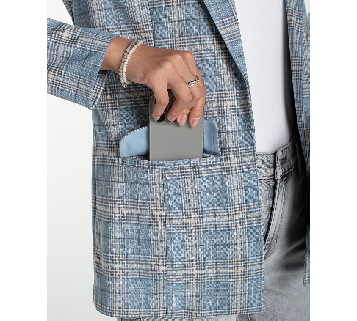 Liverpool Los Angeles Women's Notch Collar Boyfriend Blazer