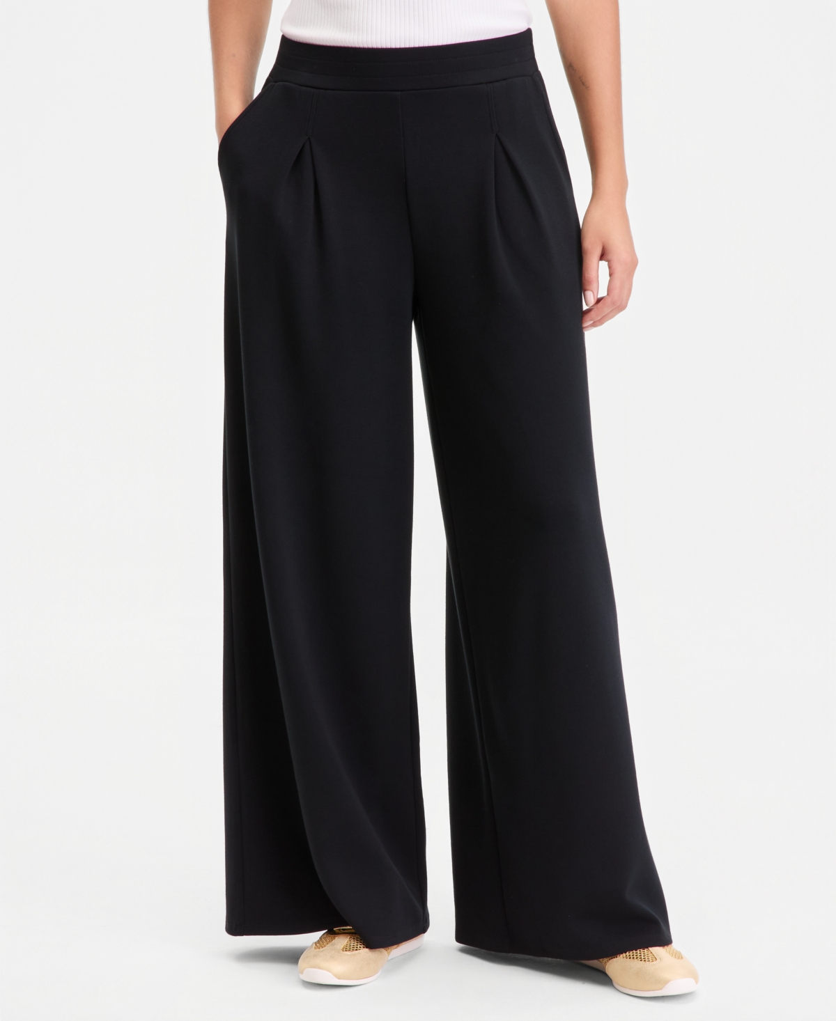 I.n.c. International Concepts Women's Off Duty Pleat-Front Wide-Leg Sweatpants - Deep Black