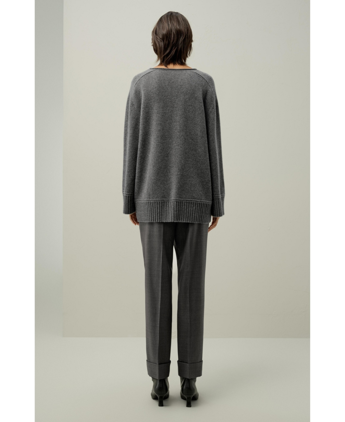 Lilysilk Women's Oversized V-Neck Cashmere Sweater