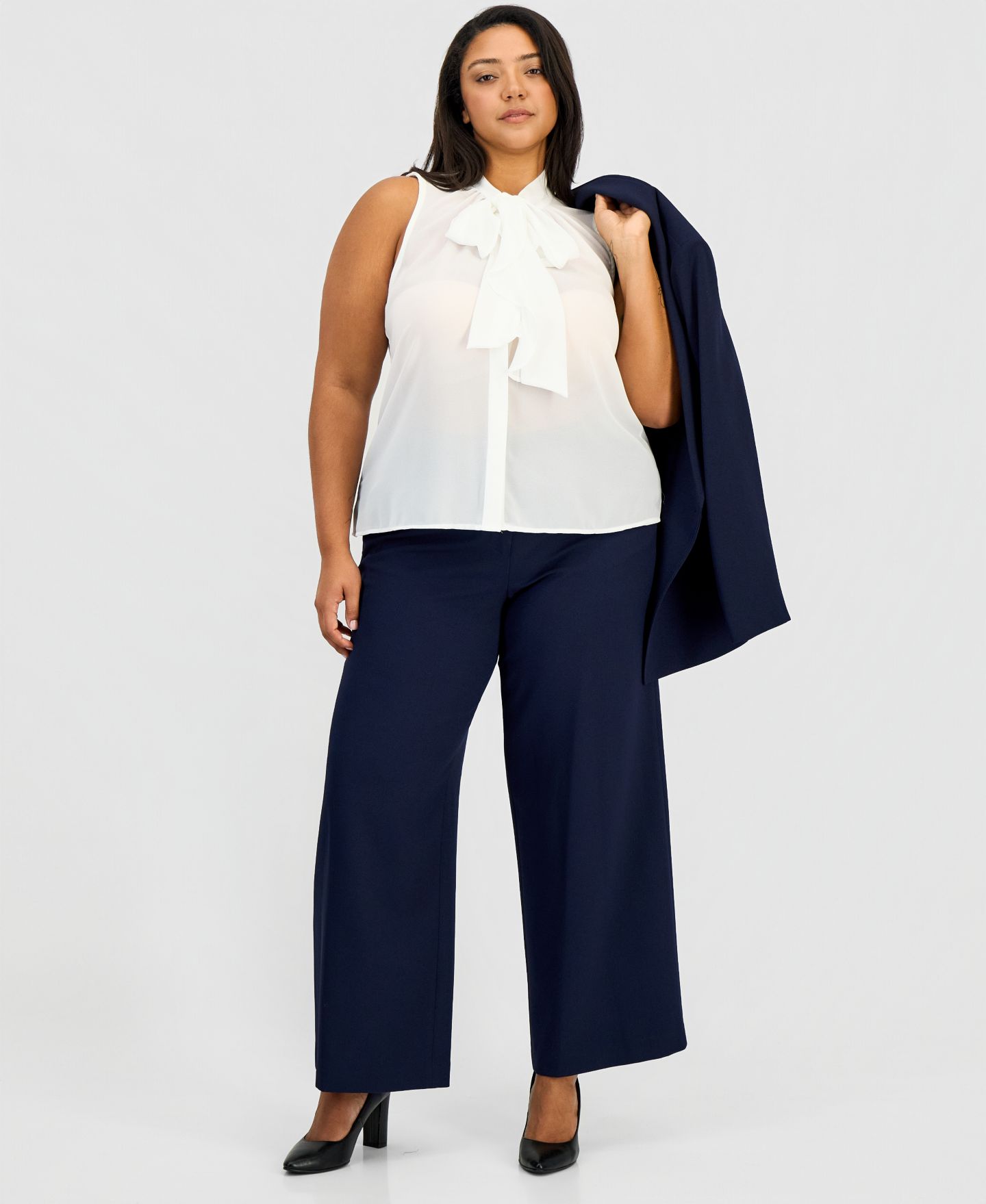 Женская блузка Tahari ASL Plus Size Sleeveless Ruffled Bow, цвет: Слоновая кость — фото 2