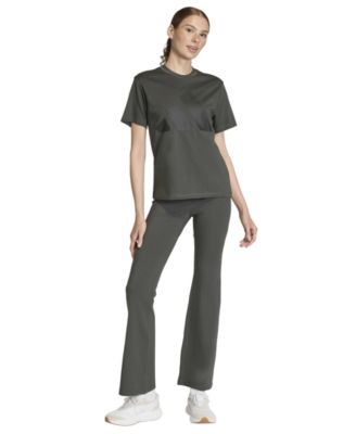 Women's Essentials Small Logo Flared Leggings