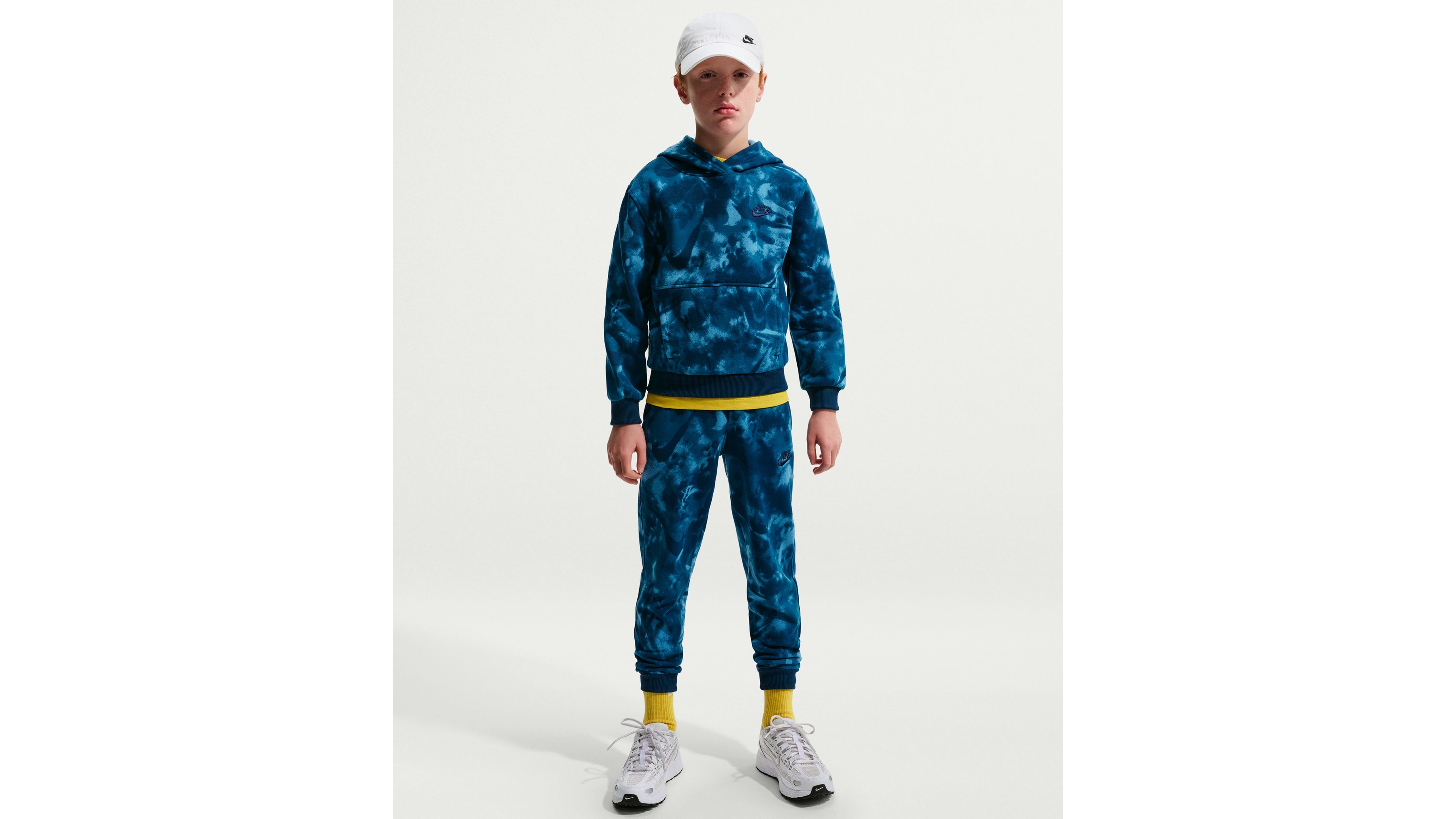 Nike Boys' Sportswear Club Pull-On Hoodie