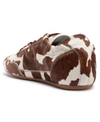 Women's Eight Lace-Up Sneaker