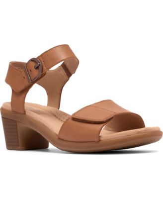 Women's Emily2 Amanda Round Toe Sandals