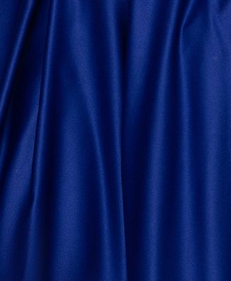 Juniors' Long Lamour Applique Notch Neck Ball Gown
