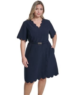 Plus Size Scalloped Hem V-Neck Dress