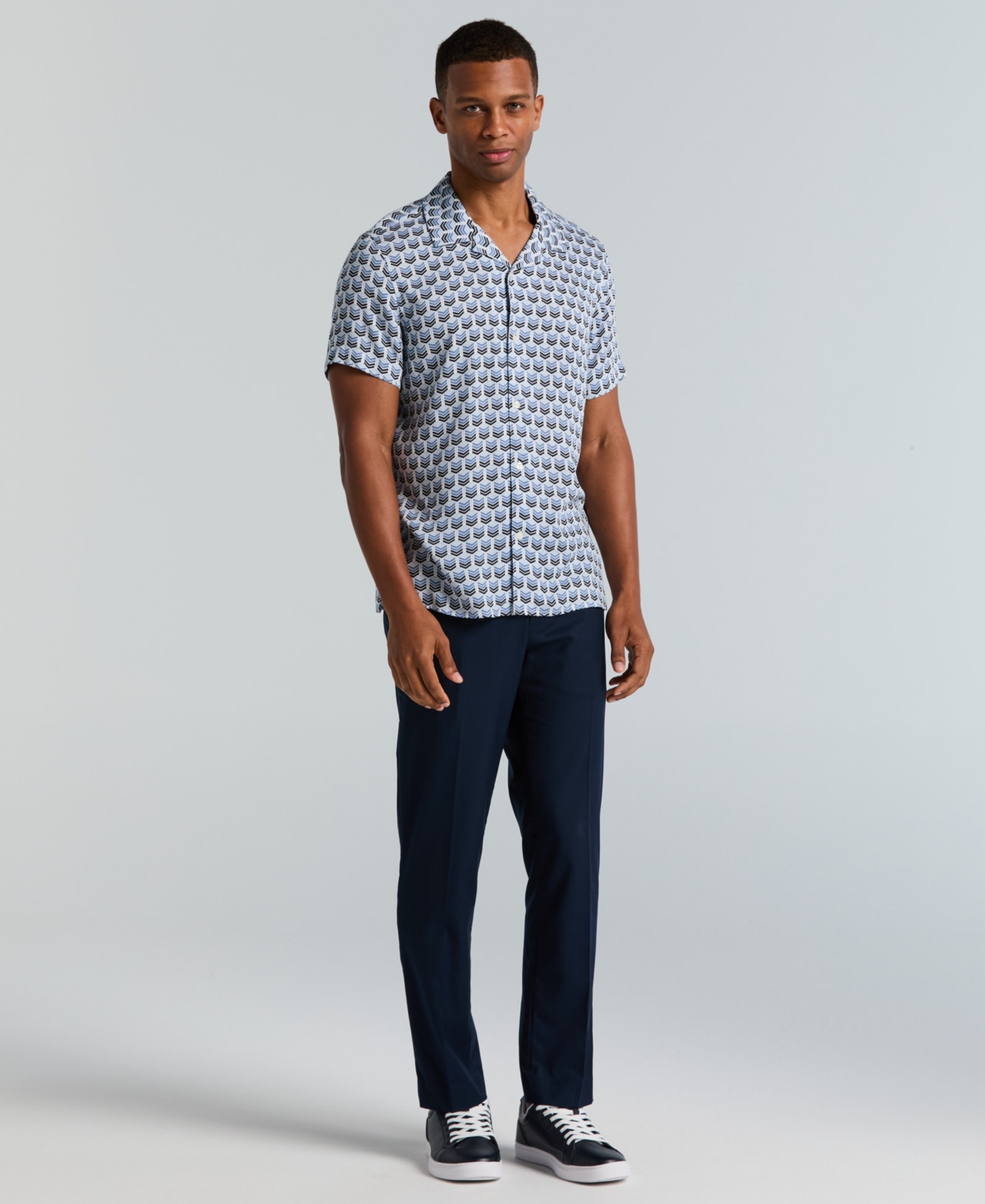 Perry Ellis Men's Dobby Short-Sleeve Print Camp Collar Shirt