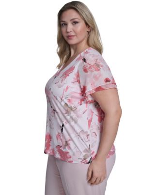 Plus Size Printed V-Neck Short-Sleeve Top