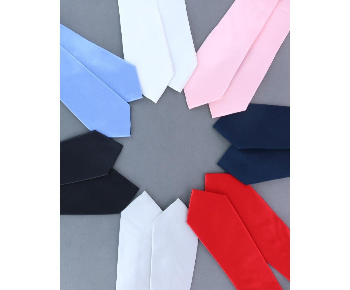 Trafalgar Sutton Solid Color Silk Necktie