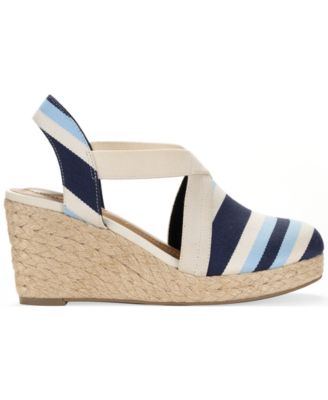 Women's Siennaa Closed Toe Wedge Espadrilles