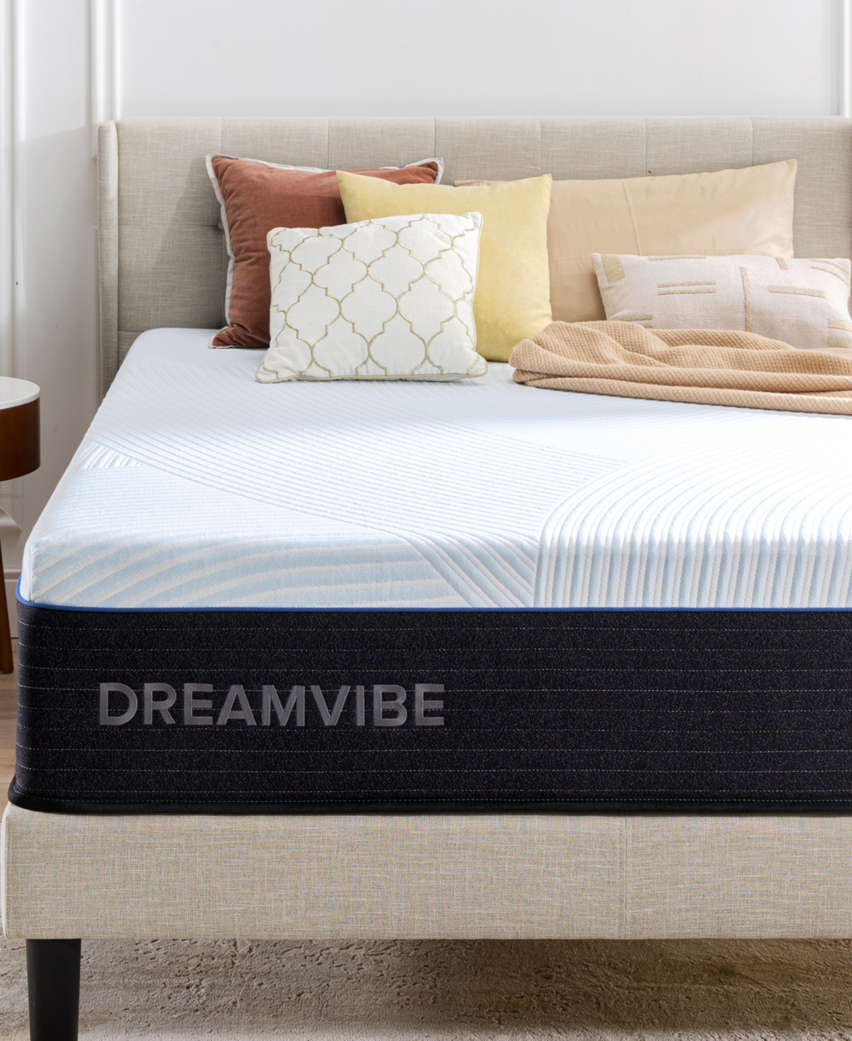 Zinus DreamVibe Deluxe 13" Hybrid Medium Plush Tight Top Mattress in a Box, King
