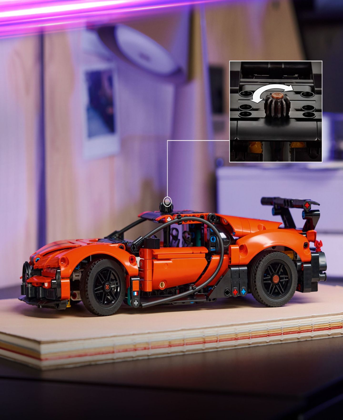 Детские конструкторы LEGO® Technic Bugatti Chiron Pur Sport Hypercar Building Toy 42222, 771 Pieces — фото 3
